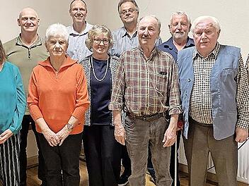 Der Fideliaverein ehrte zahlreiche Mitglieder f&uuml;r langj&auml;hrige Mitgliedschaft: (von links) Lisa Th&uuml;rmer, Marion Weber, Manfred Weber, Gertrud Weber, Ewald Brand (2. Vorsitzender), Claudia Meierl, Ralf Kaufmann, Herbert Liebenstein, Erich Greubel, E...