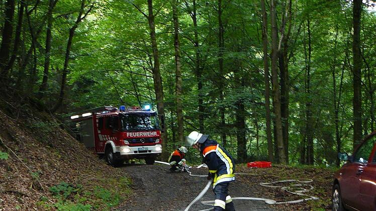 Der Aufbau der Förderstrecke war gar nicht so einfach. Foto: Klaus-Peter Wulf