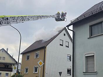 Gewitterfront &uuml;ber Oberfranken: Blitzeinschlag in Marktleugast