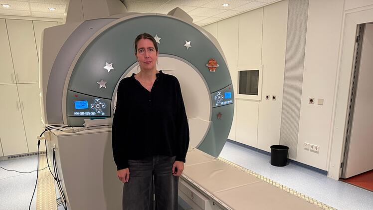 Prof. Dr. Simone K&uuml;hn, Leiterin des Forschungsbereichs Umweltneurowissenschaften am Max-Planck-Institut f&uuml;r Bildungsforschung in Berlin, zeigt auf, welche Auswirkungen Aufenthalte im Wald auf das Gehirn haben k&ouml;nnen.