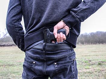Mann mit Pistole sorgt in Schwabach für Panik - doch alles war ganz anders