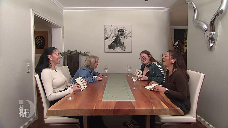 Mit 25 Punkten gewinnt Mette-Lina die "Dinner"-Woche in Bremen.