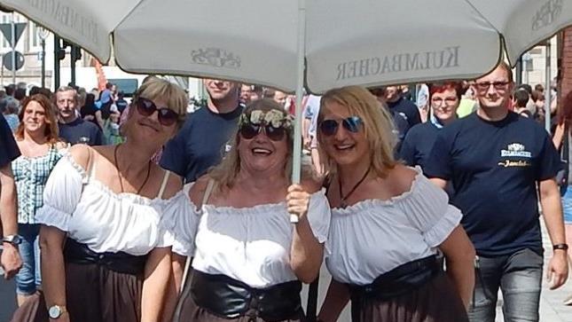 Am Sonntag fand ein Festzug zum Bierstadel statt. Foto: Horst Wunner