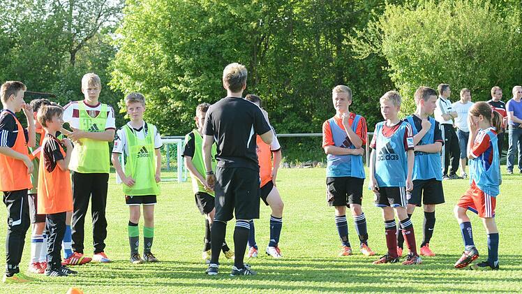 Impressionen von der Info-Veranstaltung am Stützpunkt in Münnerstadt.