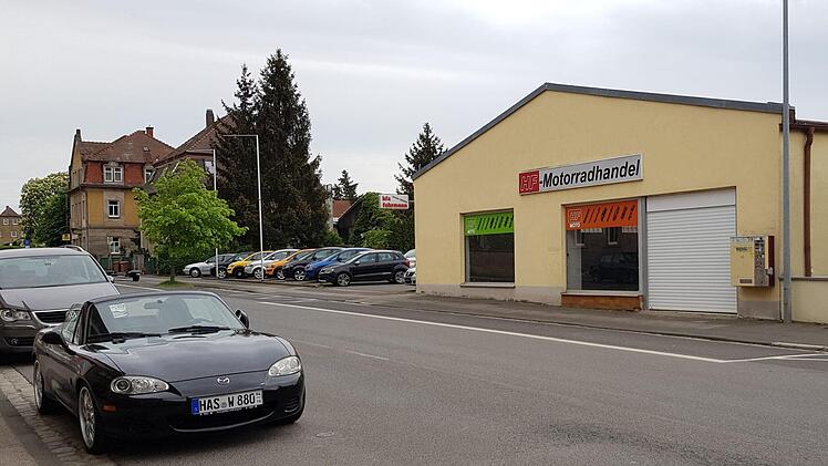 Hier in der Bamberger Straße soll eine Spielothek entstehen, wenn es nach dem Willen eines Bauherrn geht. Rechtlich steht dem so gut wie nichts entgegen. Allerdings sprach sich der Zeiler Bauausschuss symbolisch gegen das Vorhaben aus.Brigitte Krause