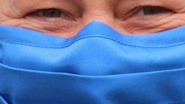 Auch Masken führen ein Eigenleben. Archiv/Katrin Geyer