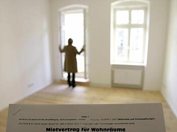 Mietern könnte das Urteil zur Grundsteuer finanzielle Entlastungen bescheren. Symbolbild: imago/Jens Schicke