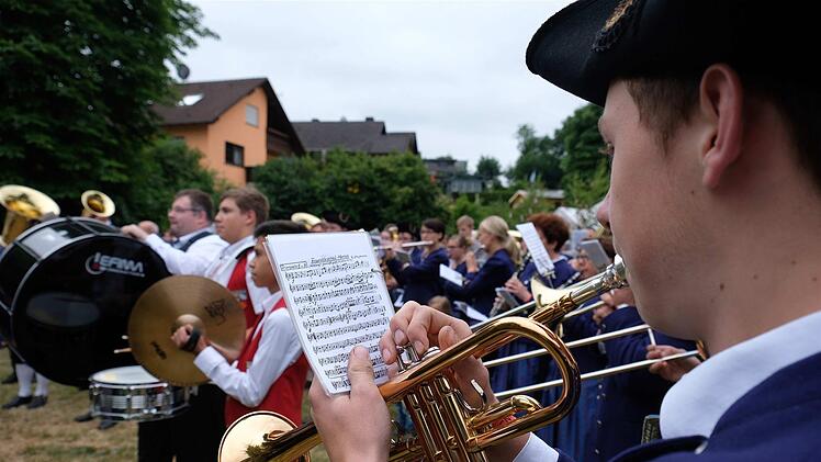 150 spielten beim Gemeinschaftschor mit. Foto: Gerd Schaar