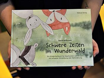Erlangen: Wie geht es Geschwistern des schwerkranken Kindes? Kinderfachbuch f&uuml;hlt sich ein