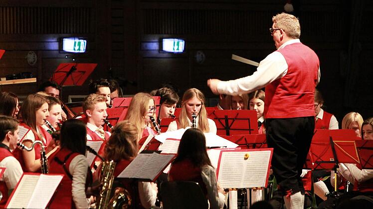 Impressionen vom Konzert des Jugendorchesters und des Musikvereins Rödental in der Franz-Goebel-Halle.Foto: Jochen Berger