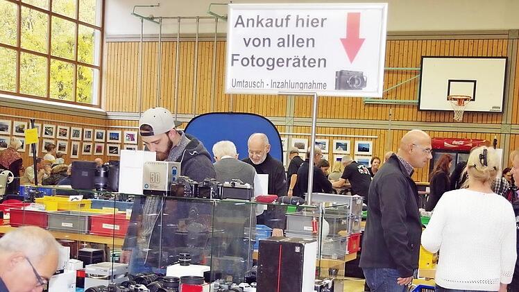 Fotoliebhaber finden zahlreiches Zubehör.