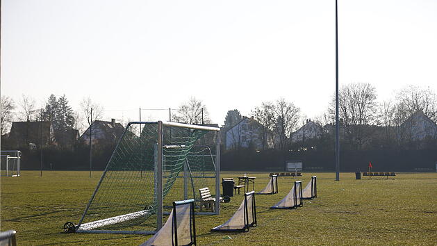 Erlangen: Fu&szlig;balltor st&uuml;rzt um - Junge (7) stirbt im Krankenhaus
