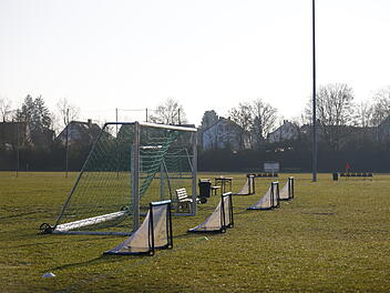 Erlangen: Fu&szlig;balltor st&uuml;rzt um - Junge (7) stirbt im Krankenhaus