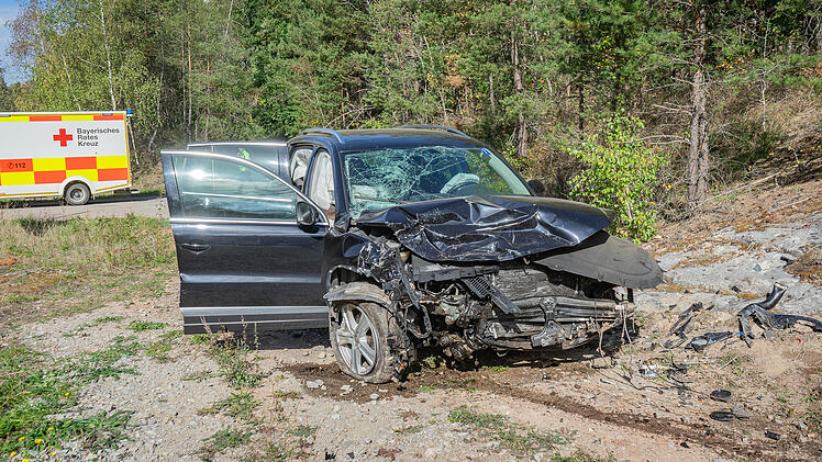 Mehrere Verletzte nach schwerem Verkehrsunfall bei Ipsheim