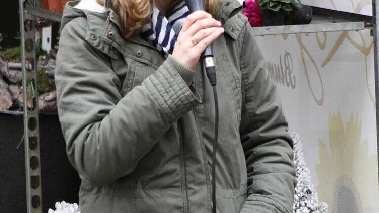 Anja May singt Weihnachtslieder. Foto: Lukas Dill