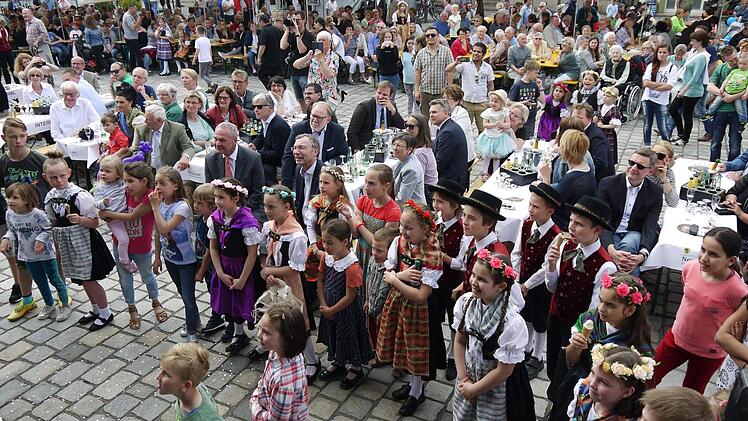 Impressoionen vom Auftakt des 26. internationalen Puppenfestivals in Neustadt. Foto: Berthold Köhler