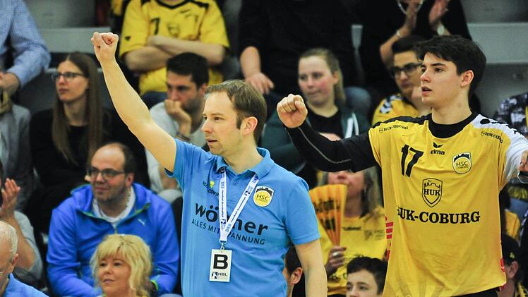 HSC-Trainer Jan Gorr und Benedikt Kellner durften sich über einen knappen HSC-Heimsieg freuen.  Hagen Lehmann