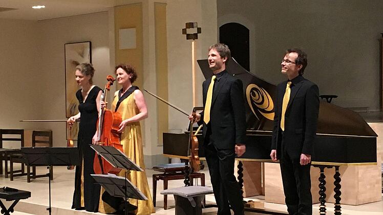 Das Ensemble Neobarock beeindruckte die Zuhörer in der Coburger Morizkirche mit stilsicherem Musizieren und Werken des 17., und 18. Jahrhunderts.Foto: Jochen Berger