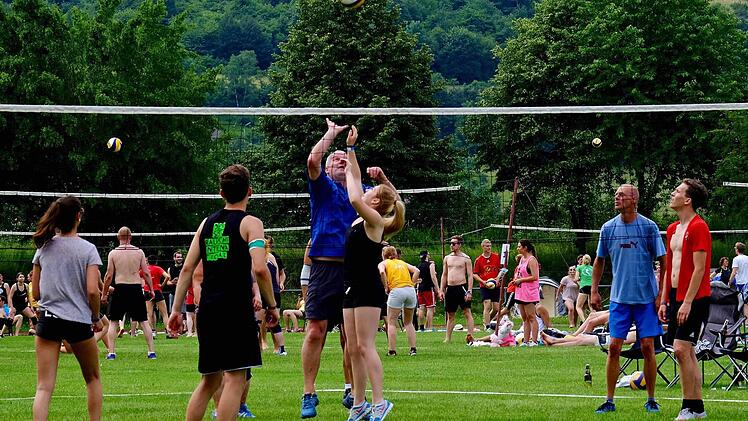 Das Volleyballturnier des TV/DJK Hammelburg. Foto: Gerd Schaar