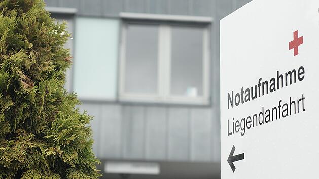 Die Notaufnahme an der Franz-von-Pr&uuml;mmer-Klinik in Bad Br&uuml;ckenau wird geschlossen. Das sorgt f&uuml;r ablehnende Reaktionen Foto: Steffen Standke