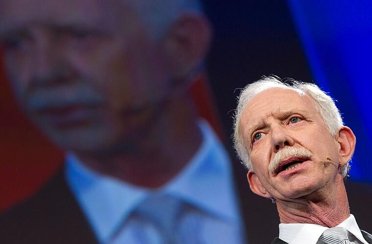 https://www.infranken.de/storage/image/9/9/3/1/4481399_pilot-chesley-sullenberger_default_1FsOf__TZkLHe.jpg