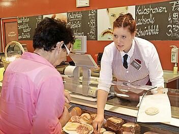 Ramona Gehrig aus Rügheim ist eine von 55 jungen Menschen, die am Samstag offiziell von den Verpflichtungen der Ausbildung freigesprochen wurden. Ihr Berufsziel stand schon in der siebten Klasse fest. Foto: Sabine Weinbeer