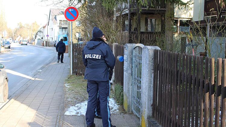 Nach der tödlichen Unfallflucht bei Fürth am 12. Februar hat die Polizei nun eine Anwohnerbefragung in Stein und Umgebung durchgeführt.  Foto: NEWS5 / Schmelzer