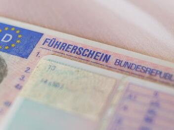Gesperrter Führerschein wird Frau in Dinkelsbühl zum Verhängnis