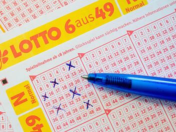 Knapp 640.000 Euro hat ein anonymer Lottospieler aus Mittelfranken gewonnen. Foto: Sebastian Kahnert/dpa