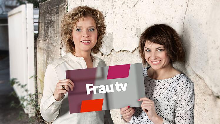 Lisa Ortgies (links) und Sabine Heinrich moderieren das WDR-Magazin "Frau tv".