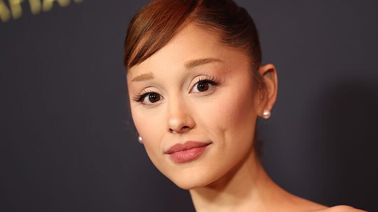 S&auml;ngerin Ariana Grande trauert um ihre H&uuml;ndin Coco.
