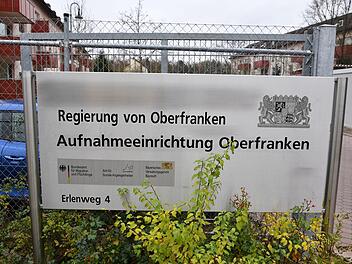 Wurden Bewohner der Aufnahmeeinrichtung Oberfranken in Bamberg von Mitarbeiter des Sicherheitsdienstes getreten? Das versucht die Staatsanwaltschaft Bamberg seit längerem herauszufinden. Doch widersprechen sich laut einem Sprecher die Zeugenaussagen. Foto: Ronald Rinklef