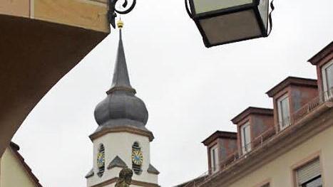 Die jungen Flüchtlinge werden ab Februar direkt in der Ortsmitte von Ebensfeld wohnen.