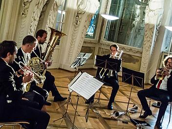 Das Philharmonische Blechbläserquintett Coburg beeindruckte die Zuhörer beim Auftaktkonzert der Strauss-Musiktage im Riesensaal der Ehrenburg.Foto: Jochen Berger