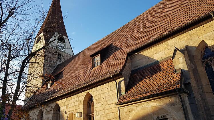 Die Kirche St. Nikolaus im Ortszentrum von Baiersdorf steht für eine lange Tradition: Der evangelische Glaube ist in der Stadt seit 1525 verwurzelt, das Dekanat Baiersdorf wurde 1558 gegründet.  Foto: Ekkehard Roepert