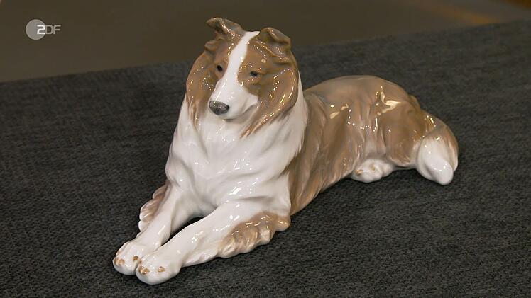 Ebenfalls verkauft wurde der Porzellan-Collie von Royal Copenhagen aus der Zeit zwischen 1974 und 1978 mit einem Wert von 150 bis 200 Euro. Der Hund war sehr begehrt, und so bezahlte Elke Velten am Ende sogar 380 Euro.