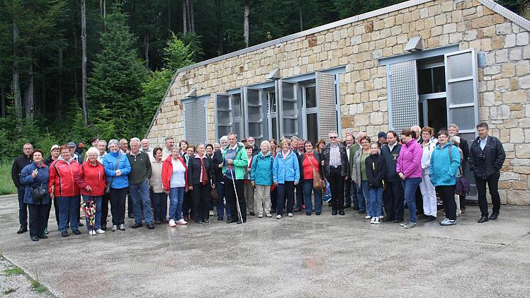 Muggendorfer treffen sich mit Muggendorfern. Foto: Paul Pöhlmann