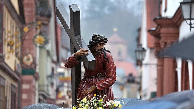 Karfreitag - Prozession in Lohr am Main