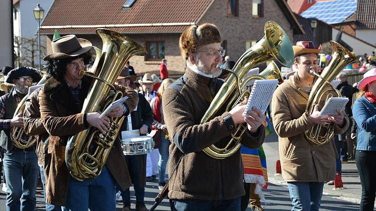 Faschingsumzug in Katzenbach und Lauter. Foto: Björn Hein