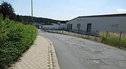 Die Guttenberger Straße im Marktleugaster Ortsteil Mannsflur wies große Schäden auf. Nun wird sie saniert.