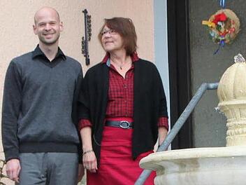 Karin Deckert gab im April 2012 den Jägerhof an die nächste Generation weiter. Nun führt Christian Deckert Regie. Foto: Ulrike Müller