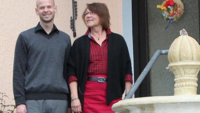 Karin Deckert gab im April 2012 den Jägerhof an die nächste Generation weiter. Nun führt Christian Deckert Regie. Foto: Ulrike Müller