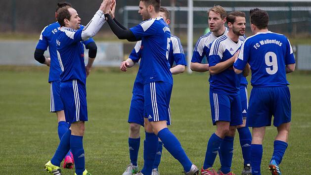 In dieser Saison hatte der FC Wallenfels wiederholt Grund zur Freude. Gilt dies auch f&uuml;r das Relegationsspiel gegen den SV Wolfers-/Neuengr&uuml;n am Freitagabend in Steinwiesen? Foto: Heinrich Wei&szlig;