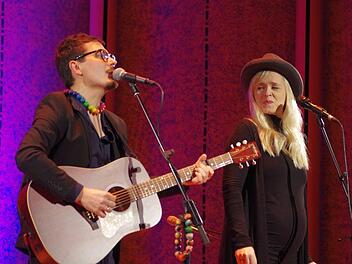 Carolin und Andreas Obieglo: Bei ihnen hat jedes Wort Gewicht. Foto: Klaus Werner