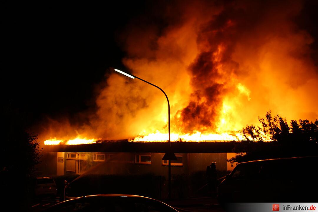 Großbrand zerstört Kindergarten in Kulmbach