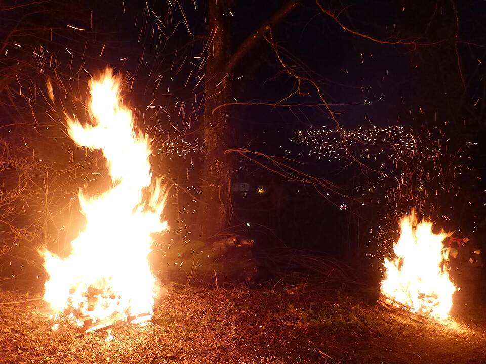 Besucherrekord bei Lichterprozession Pottenstein