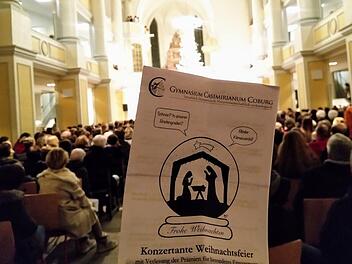 Klangvolle Tradition: Seine konzertante Weihnachtsfieer veranstaltete das Gymnasium Casimirianum in der bestens besuchten Coburger Morizkirche.Foto: Jochen Berger