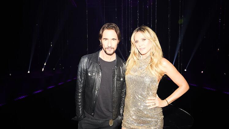 Heidi Klum begr&uuml;&szlig;t Thomas Hayo als Gastjuror.