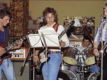 Die Gruppe "Mercury" bei einem Live-Auftritt im Jahr 1979. Damals spielten (von links) Richard Schmitt, Paul Pock, Manfred Gareis und Kurt Schleicher. Fotos: privat