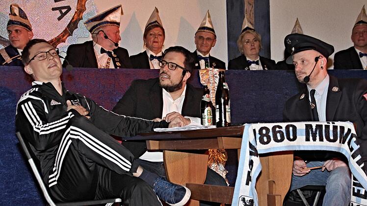 Forderungen an den Bürgermeister (Mitte) nach Geld von der Gemeinde kamen von einem Vertreter der Feuerwehr und einem Sportverein, wobei beide verdeutlichten, warum sie das Geld nötig hätten.Helmut Will